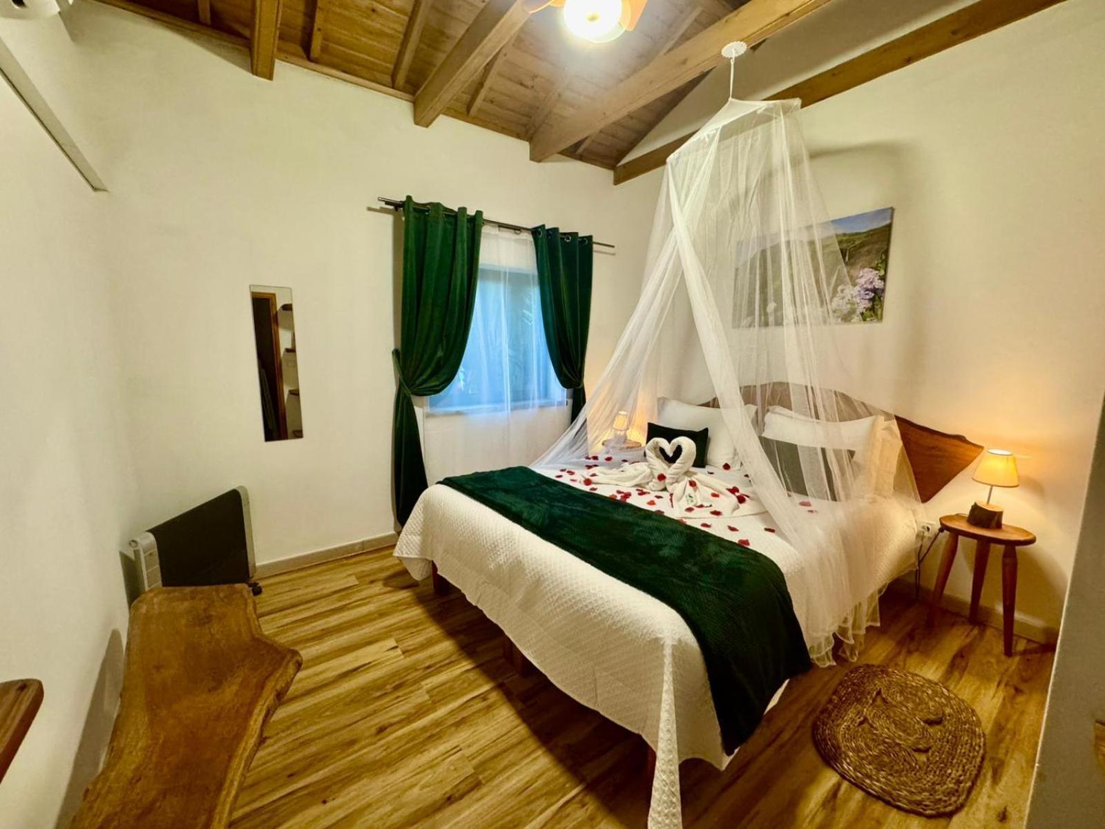 Casas Da Quinta Lägenhet Santa Cruz das Flores Exteriör bild